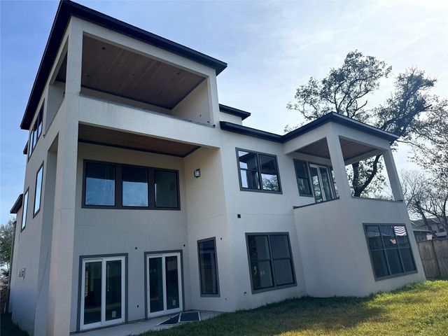 9610 Chatfield Street, Houston, TX 77025