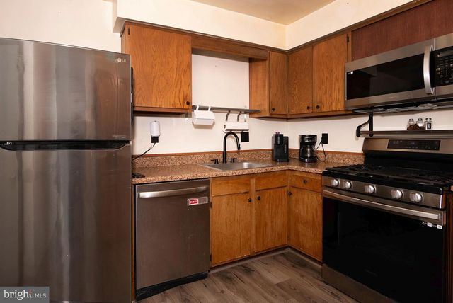 10 HATTERAS CT, Elkton, MD 21921