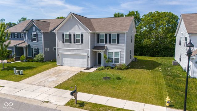 1118 Brockton Court, Greenfield, IN 46140