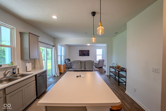 1118 Brockton Court, Greenfield, IN 46140