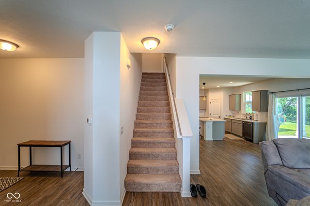 1118 Brockton Court, Greenfield, IN 46140