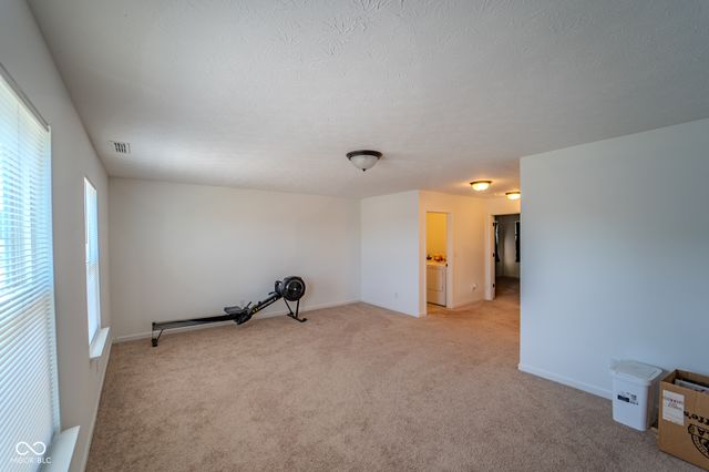 1118 Brockton Court, Greenfield, IN 46140