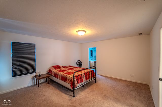 1118 Brockton Court, Greenfield, IN 46140