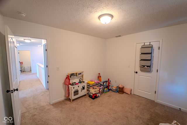 1118 Brockton Court, Greenfield, IN 46140