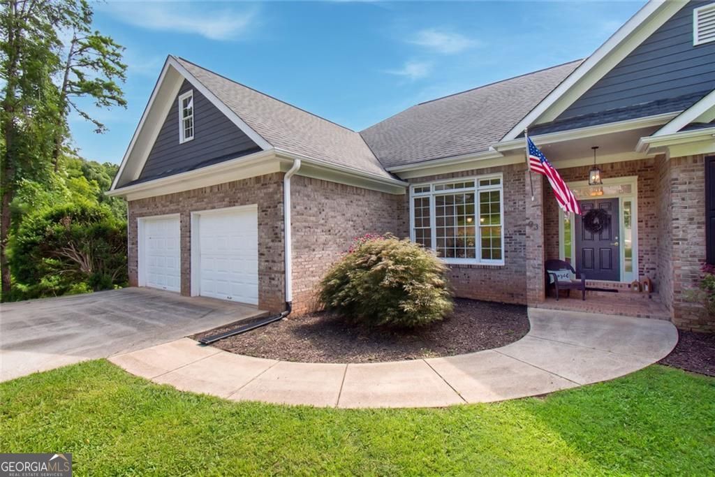 93 Overlook Circle, Dawsonville, GA 30534
