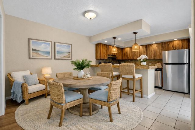 3900 County Line Road 21d, Tequesta, FL 33469