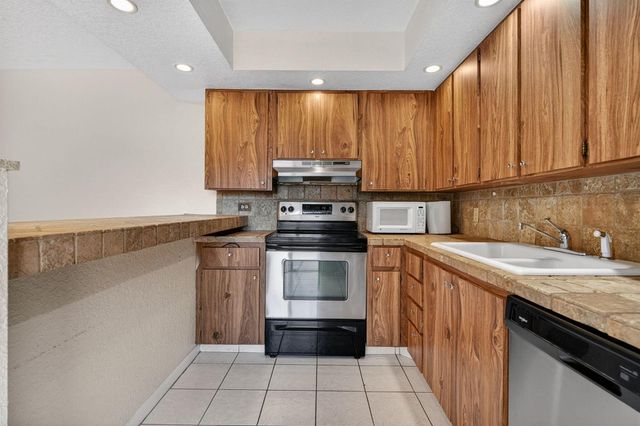 3900 County Line Road 21d, Tequesta, FL 33469