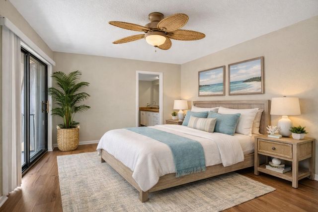 3900 County Line Road 21d, Tequesta, FL 33469