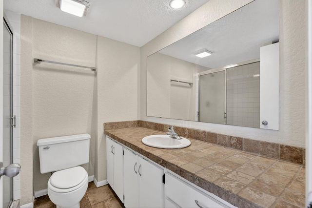 3900 County Line Road 21d, Tequesta, FL 33469