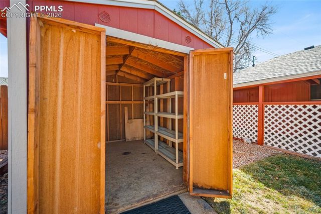 35 S Roosevelt Street, Colorado Springs, CO 80910