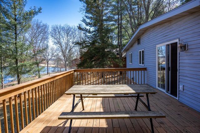 S3244A W Lake Virginia Road, Reedsburg, WI 53959