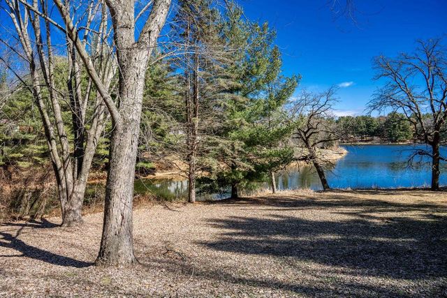 S3244A W Lake Virginia Road, Reedsburg, WI 53959