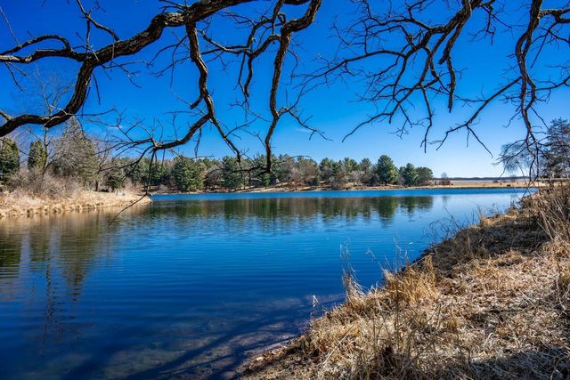 S3244A W Lake Virginia Road, Reedsburg, WI 53959