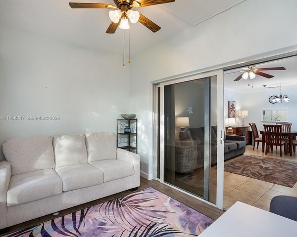 3531 NW 50th Avenue 514, Lauderdale Lakes, FL 33319