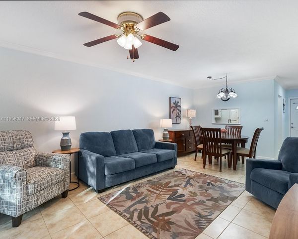 3531 NW 50th Avenue 514, Lauderdale Lakes, FL 33319