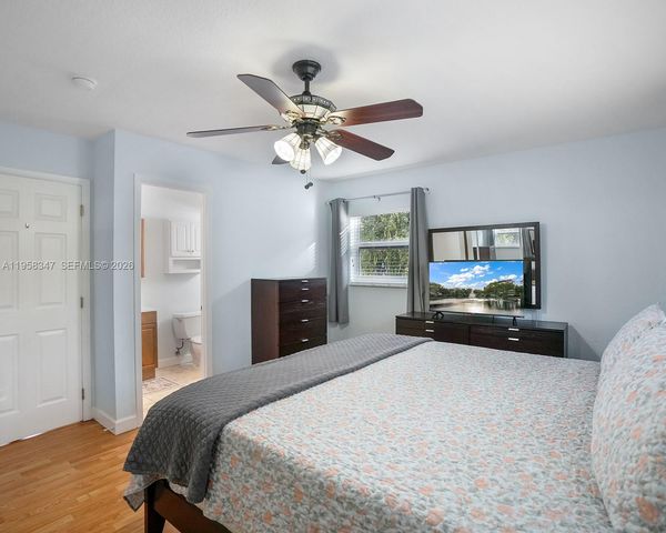 3531 NW 50th Avenue 514, Lauderdale Lakes, FL 33319