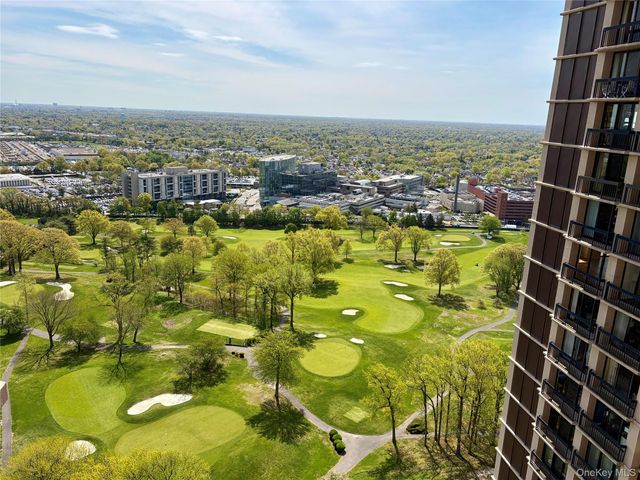 27110 Grand Central Parkway 27C, Floral Park, NY 11005