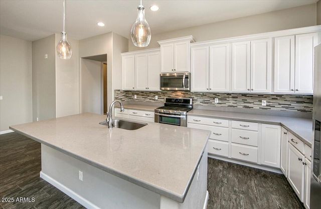 7769 E LAVENDER Loop, Prescott Valley, AZ 86315