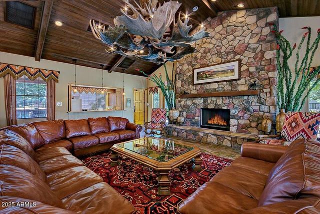 7769 E LAVENDER Loop, Prescott Valley, AZ 86315