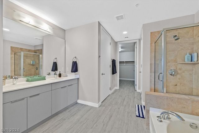 353 East Bonneville Avenue 359, Las Vegas, NV 89101