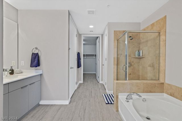353 East Bonneville Avenue 359, Las Vegas, NV 89101