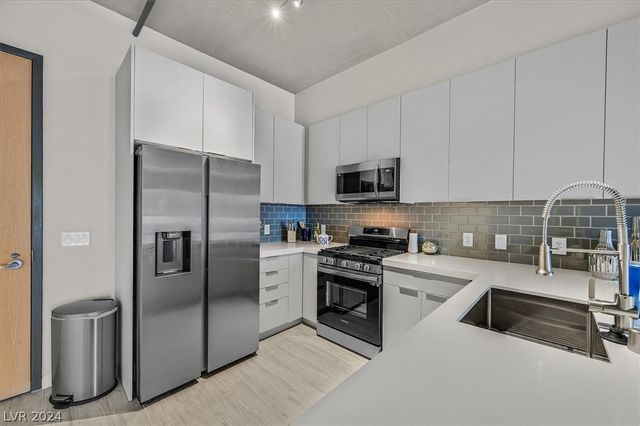 353 East Bonneville Avenue 359, Las Vegas, NV 89101