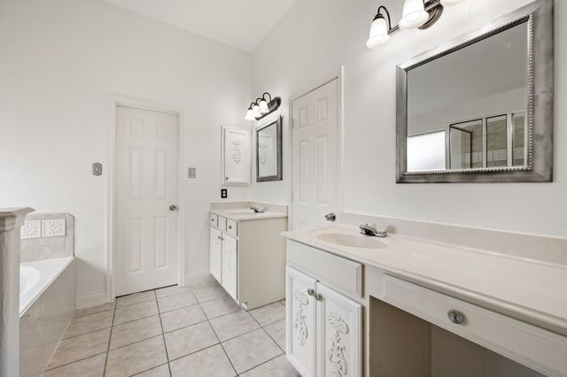 3904 Penny Royal Drive, Fort Worth, TX 76244