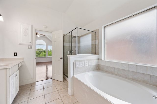 3904 Penny Royal Drive, Fort Worth, TX 76244