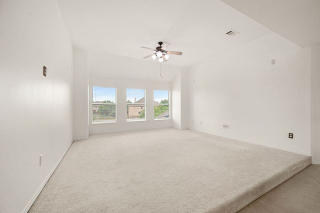 3904 Penny Royal Drive, Fort Worth, TX 76244
