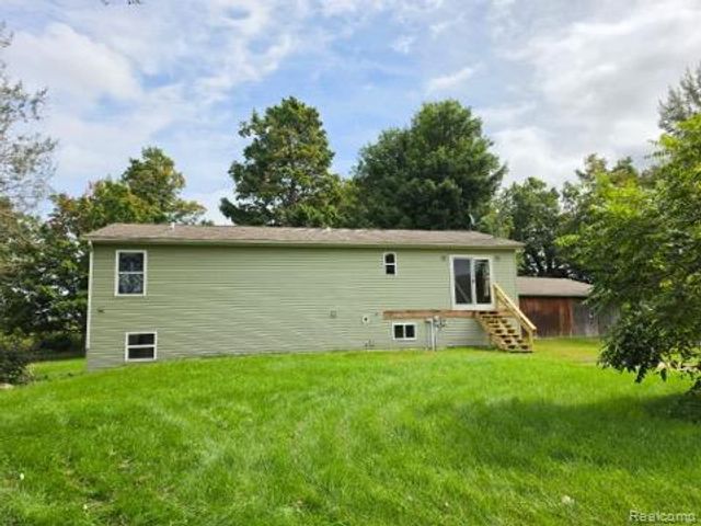 8900 Edward Road, Watertown Township, MI 48435