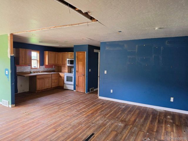 8900 Edward Road, Watertown Township, MI 48435