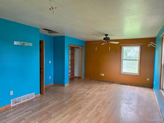 8900 Edward Road, Watertown Township, MI 48435