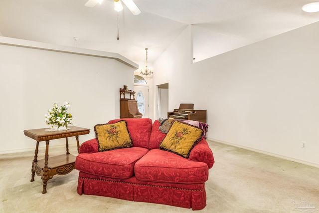 2085 Dovefield Dr, Pensacola, FL 32534