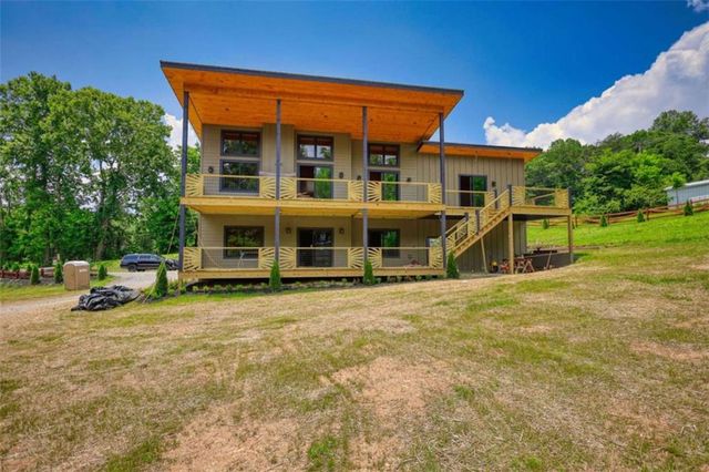 485 Church St, Blue Ridge, GA 30513