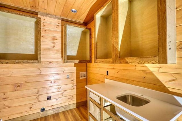 485 Church St, Blue Ridge, GA 30513