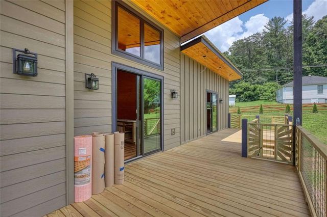 485 Church St, Blue Ridge, GA 30513