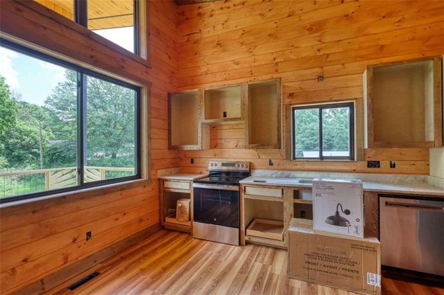 485 Church St, Blue Ridge, GA 30513