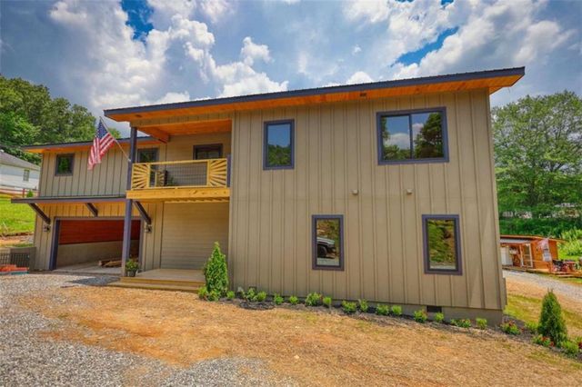 485 Church St, Blue Ridge, GA 30513