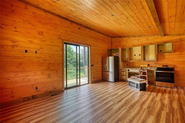 485 Church St, Blue Ridge, GA 30513