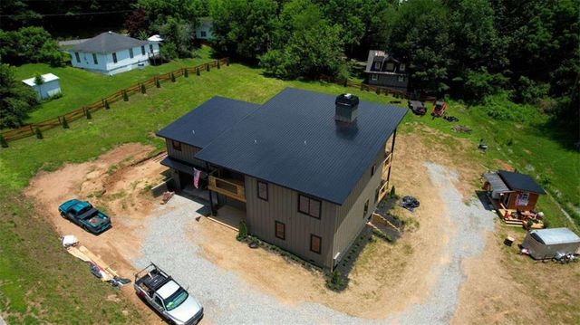 485 Church St, Blue Ridge, GA 30513
