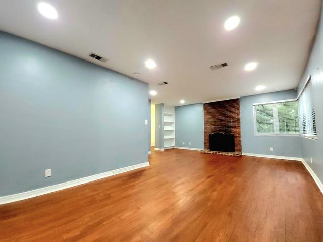 1522 ATAPHA NENE, Tallahassee, FL 32301