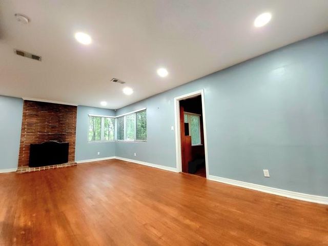 1522 ATAPHA NENE, Tallahassee, FL 32301