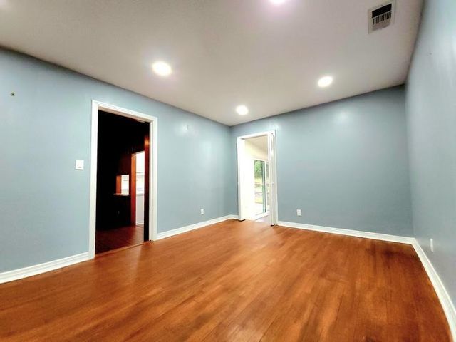 1522 ATAPHA NENE, Tallahassee, FL 32301