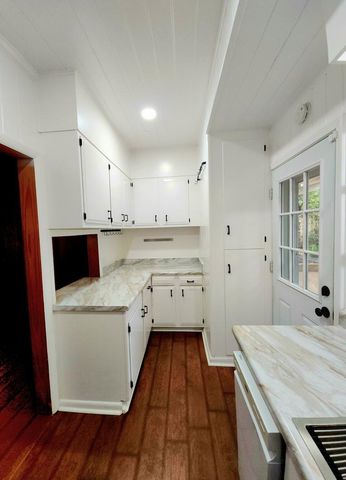 1522 ATAPHA NENE, Tallahassee, FL 32301