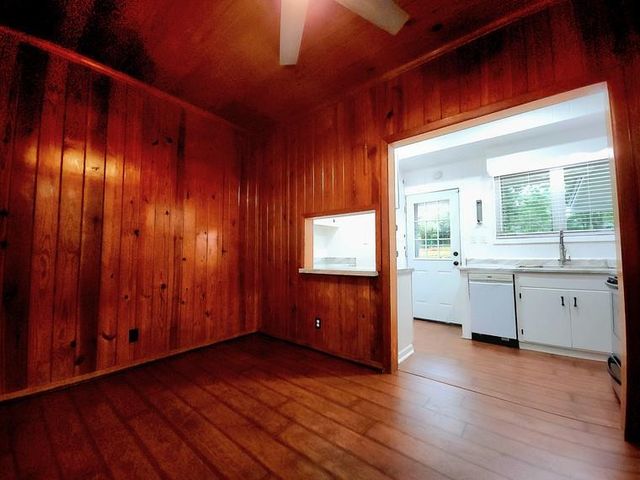 1522 ATAPHA NENE, Tallahassee, FL 32301