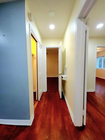 1522 ATAPHA NENE, Tallahassee, FL 32301