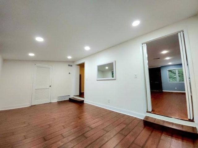 1522 ATAPHA NENE, Tallahassee, FL 32301