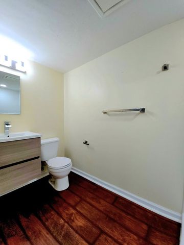 1522 ATAPHA NENE, Tallahassee, FL 32301