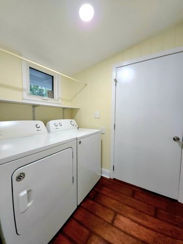 1522 ATAPHA NENE, Tallahassee, FL 32301