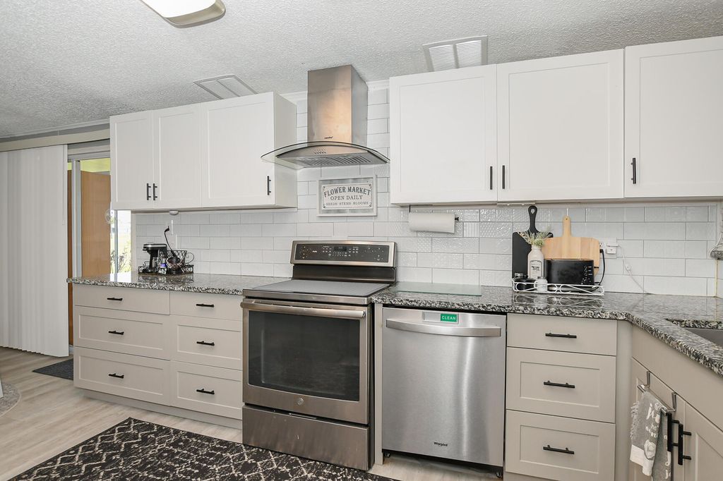 8009 Meadowlark Lane, Port St. Lucie, Port St Lucie, FL 34952